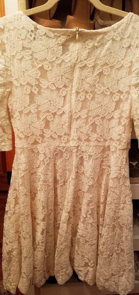 Dress - Picture 2 of 3